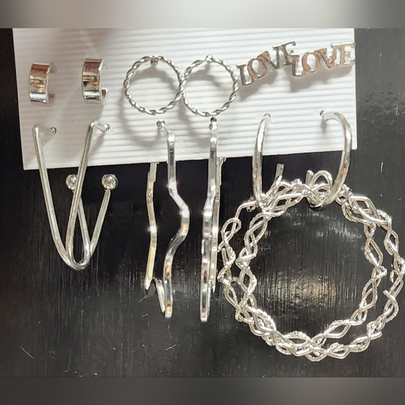 EARRINGS 24 PAIR - Picture 2 of 5